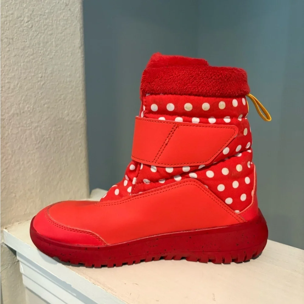 Adidas Winterplay Disney Minnie Mouse Youth Size 3Y shoes Snow Boots Red IG7188